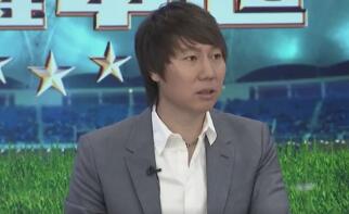 vivian想了想，试探性的问：能不能宽限到下个月二十号，这样万一有什么突发状况，我也有时间反应，有时候我们集团财务也会晚个一两天发工资。